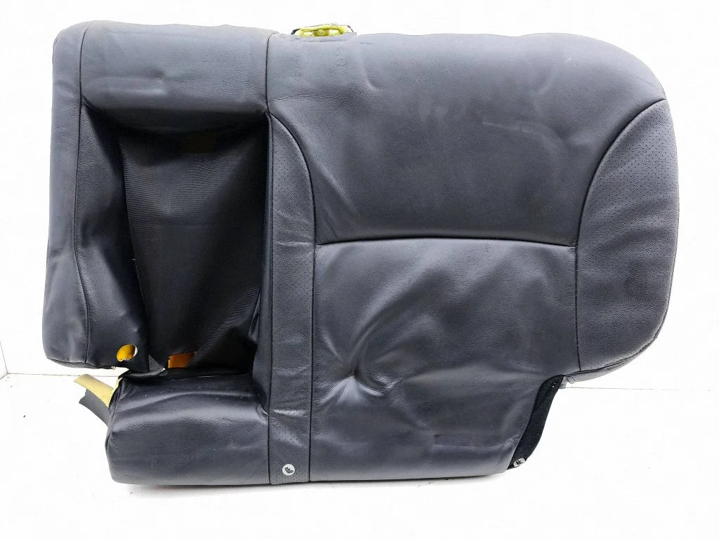 Rear seat – left