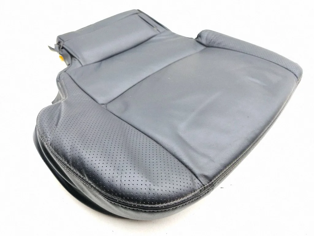 Rear seat 30085910