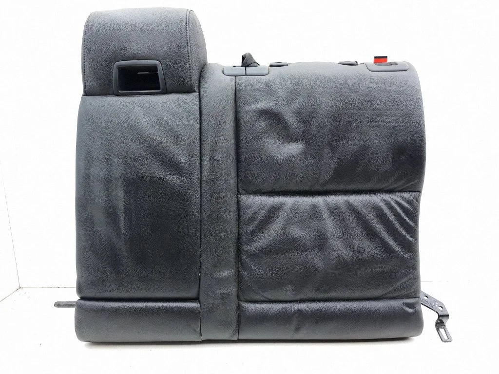 Rear seat – left