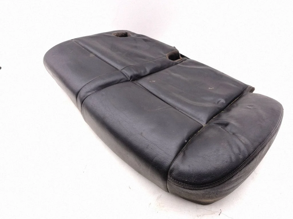 Rear seat – left