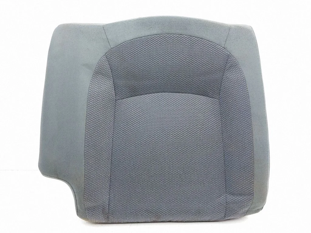 Rear seat – right