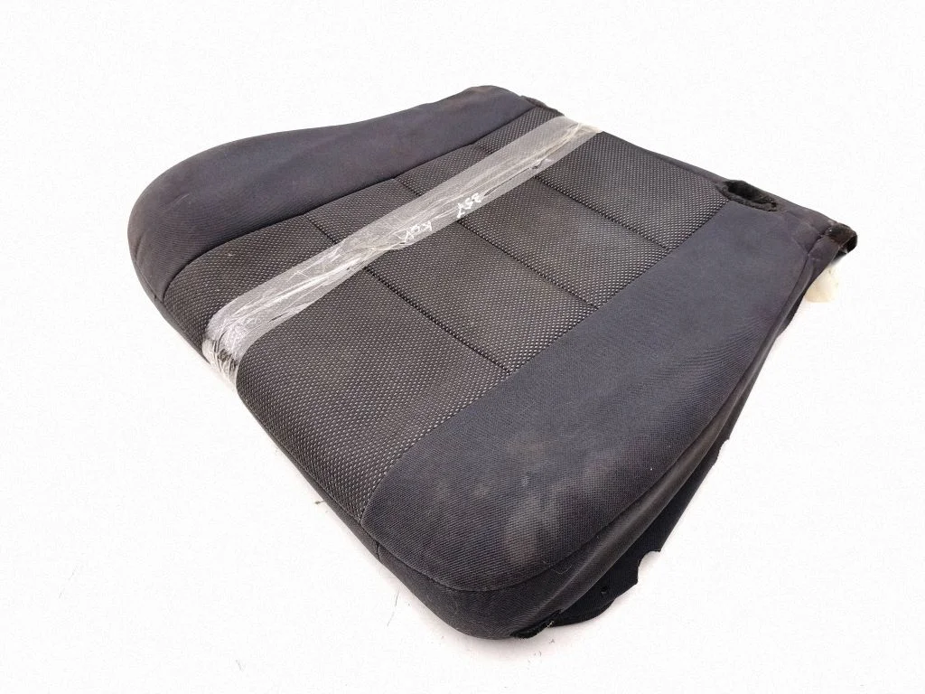 Rear seat – left