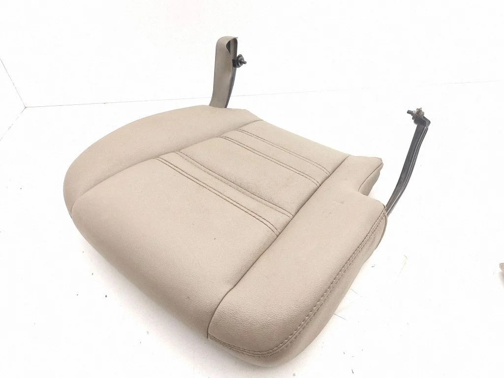 Rear seat – right