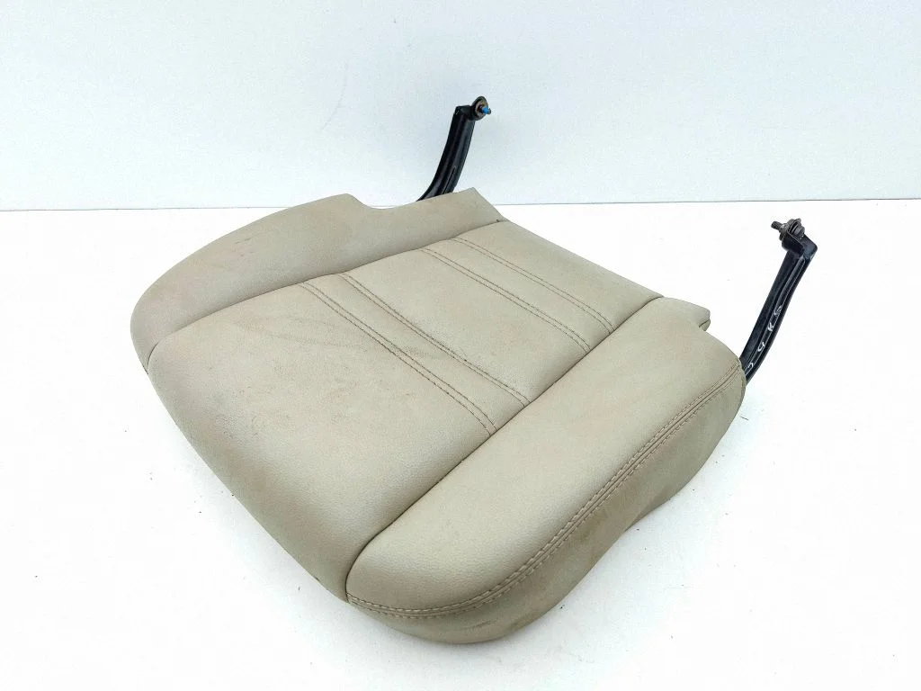 Rear seat – left