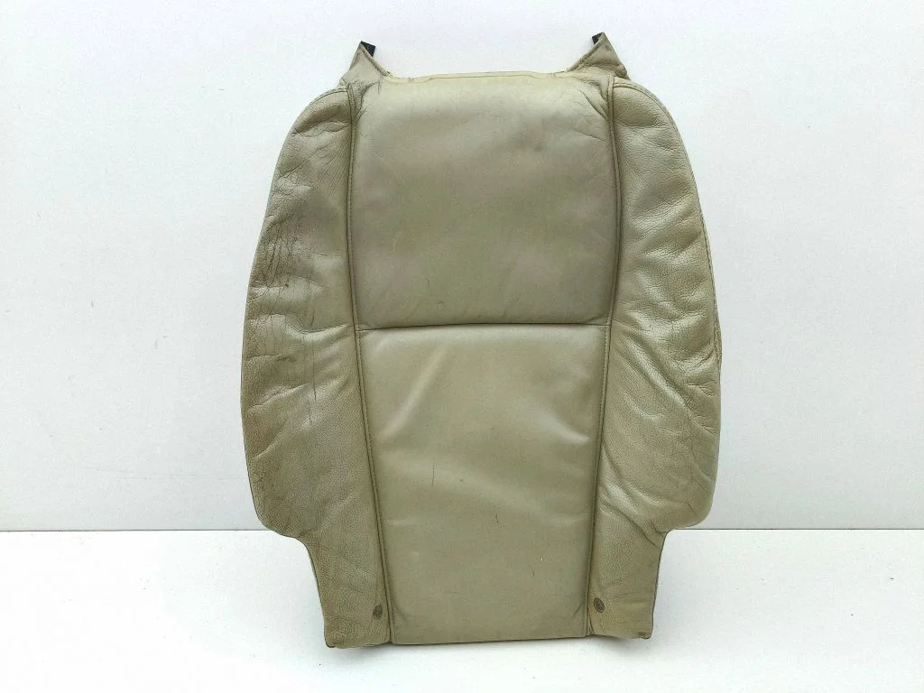 Rear seat – right