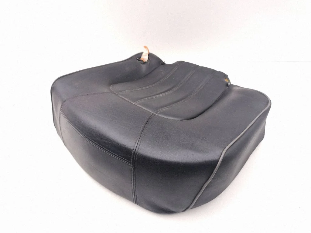 Rear seat – left