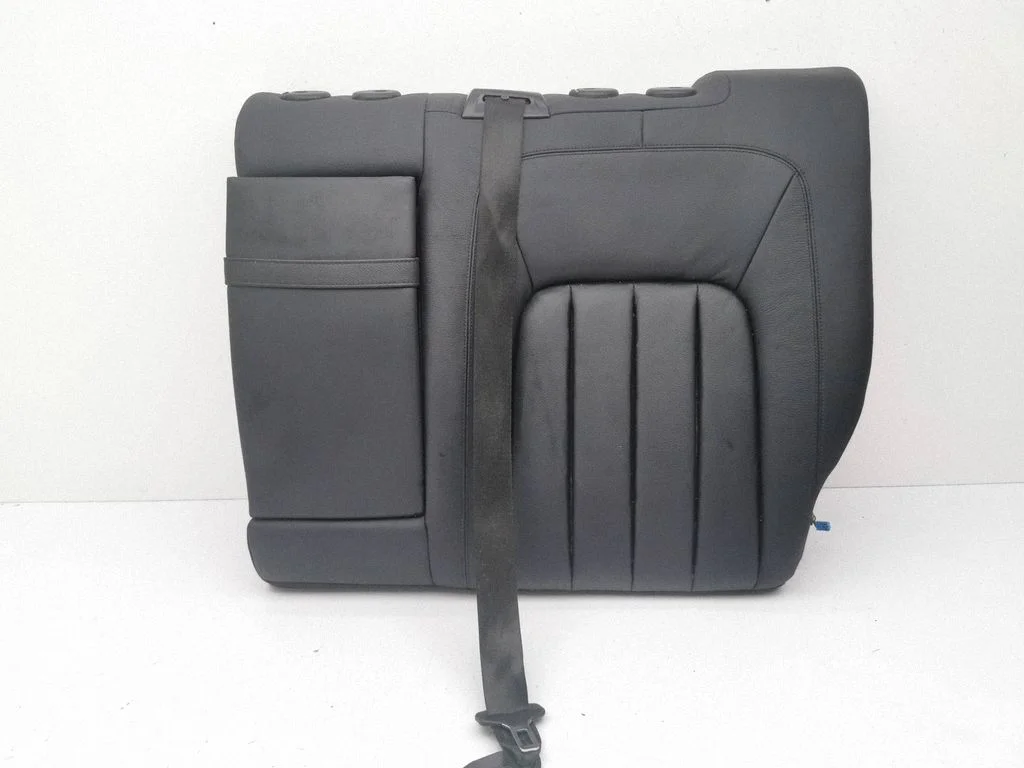 Rear seat