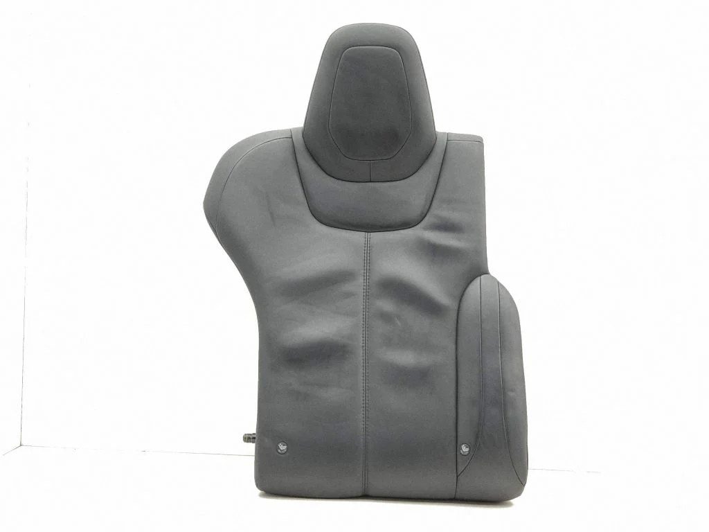 Rear seat – right