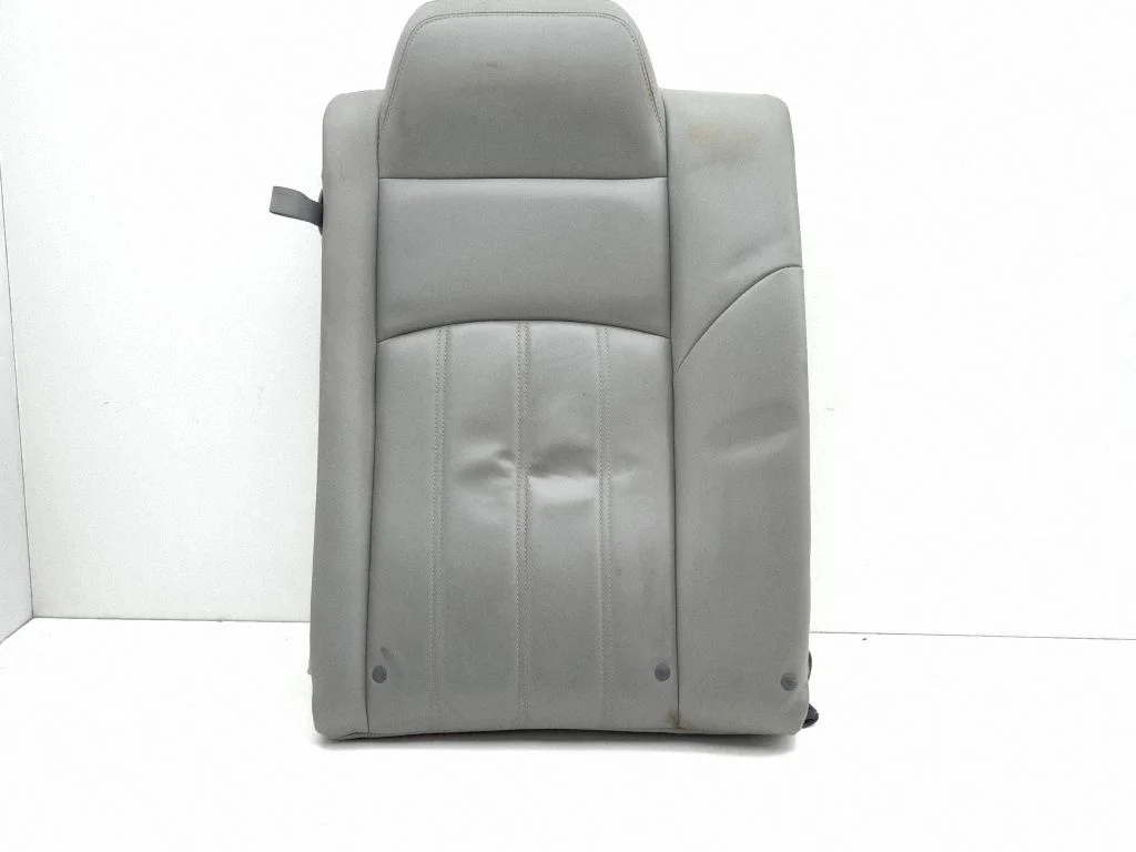 Rear seat – right