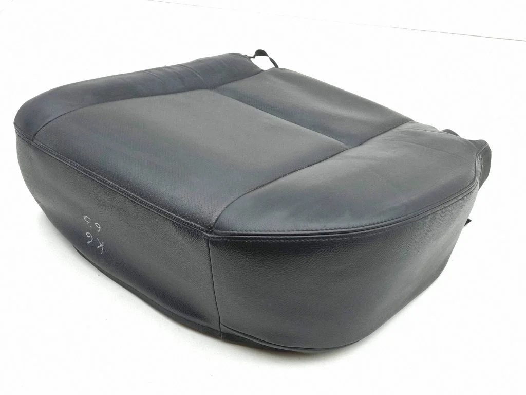 Rear seat – left