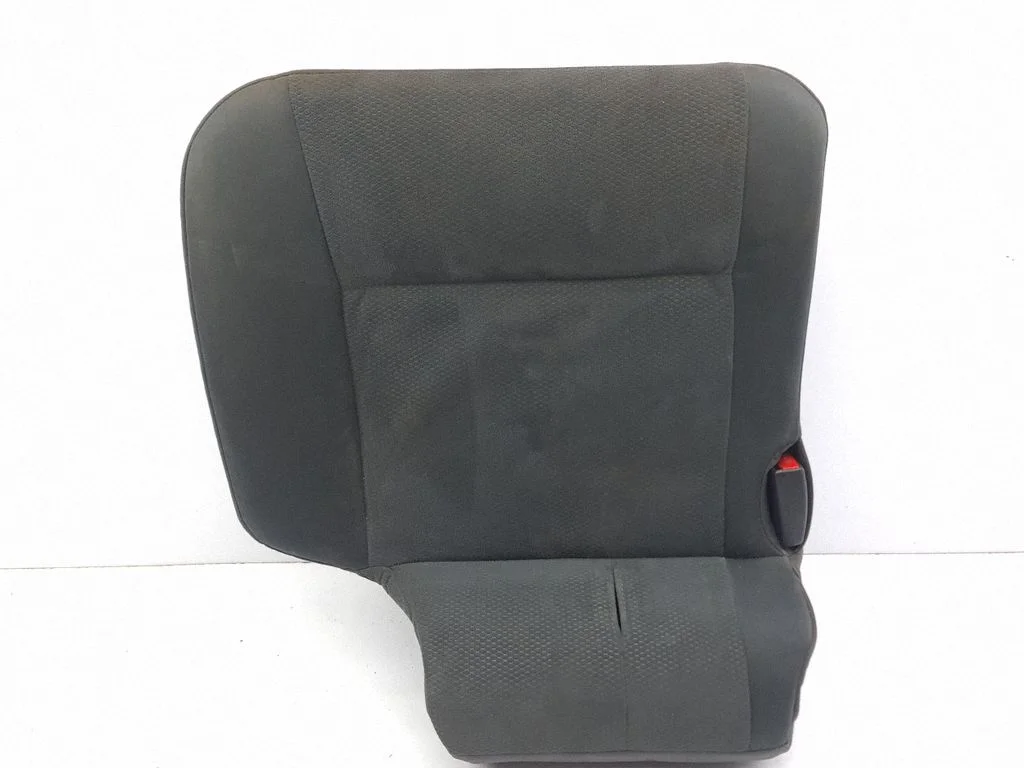 Rear seat – left