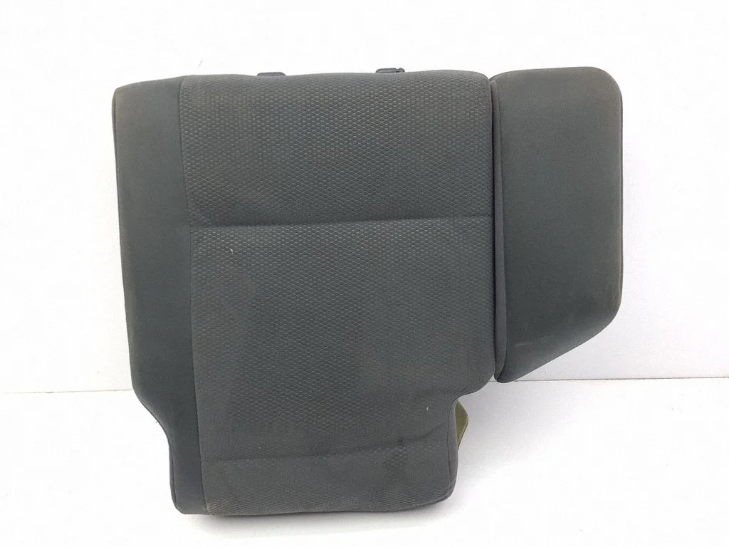 Rear seat – left