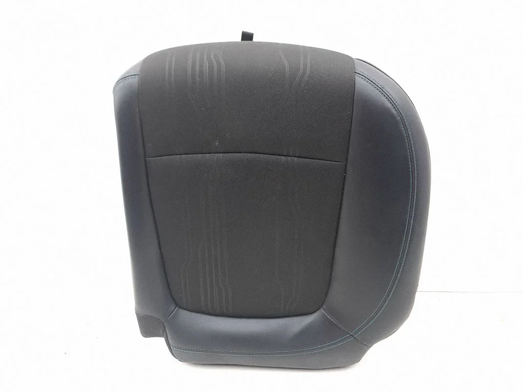 Rear seat – right