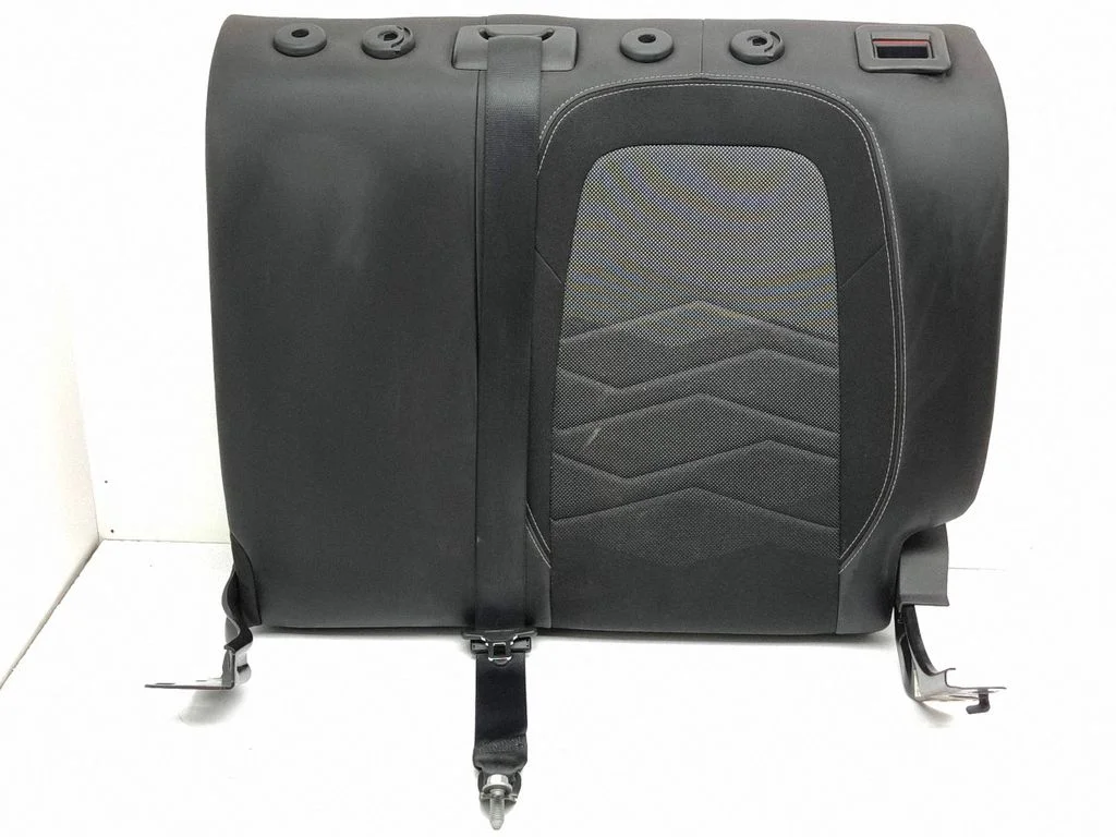 Rear seat – left