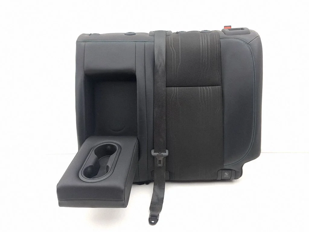 Rear seat – left