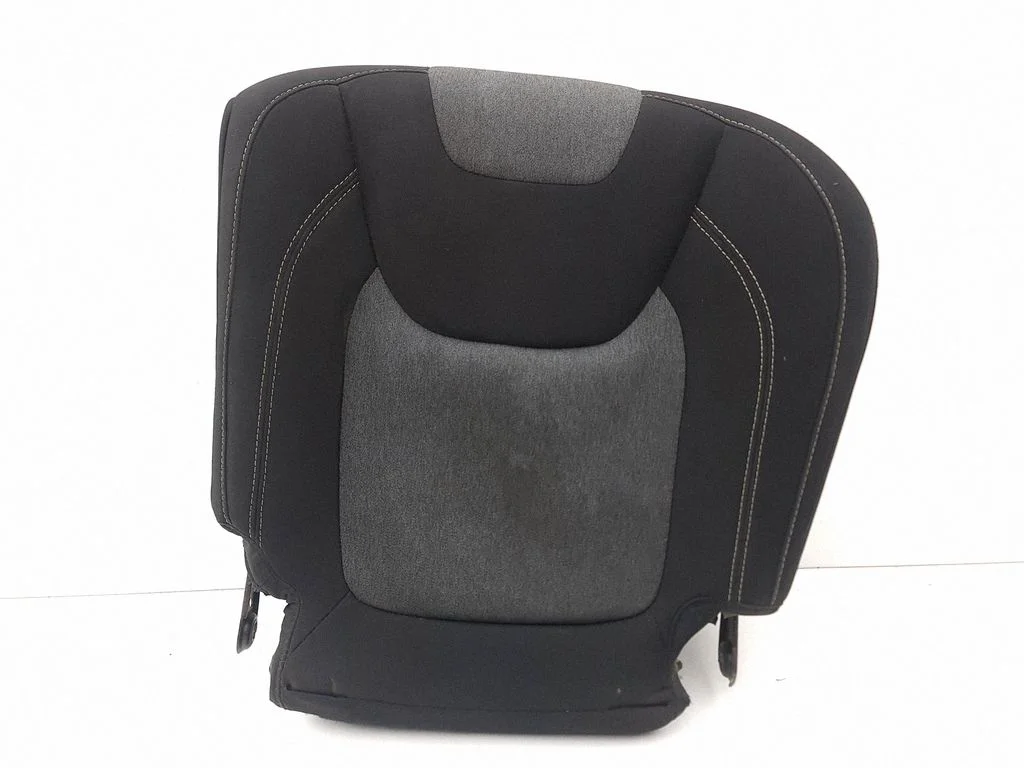 Rear seat – right