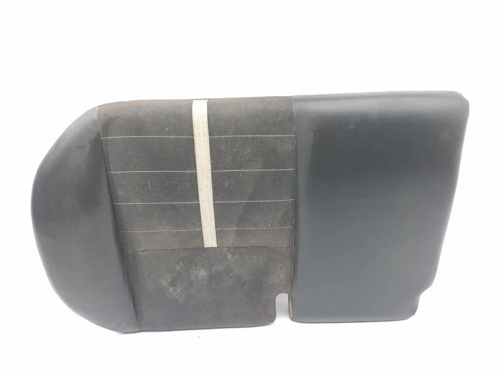 Rear seat – left