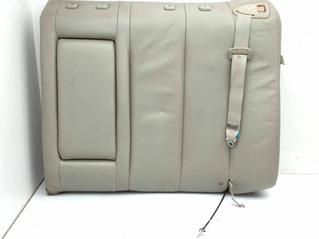 Rear seat – left