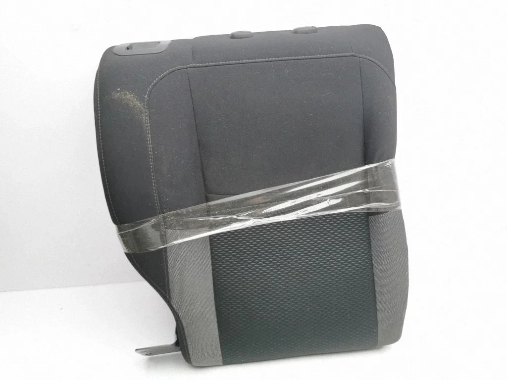 Rear seat – right