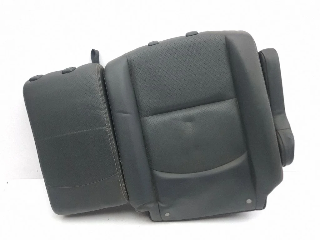 Rear seat – left