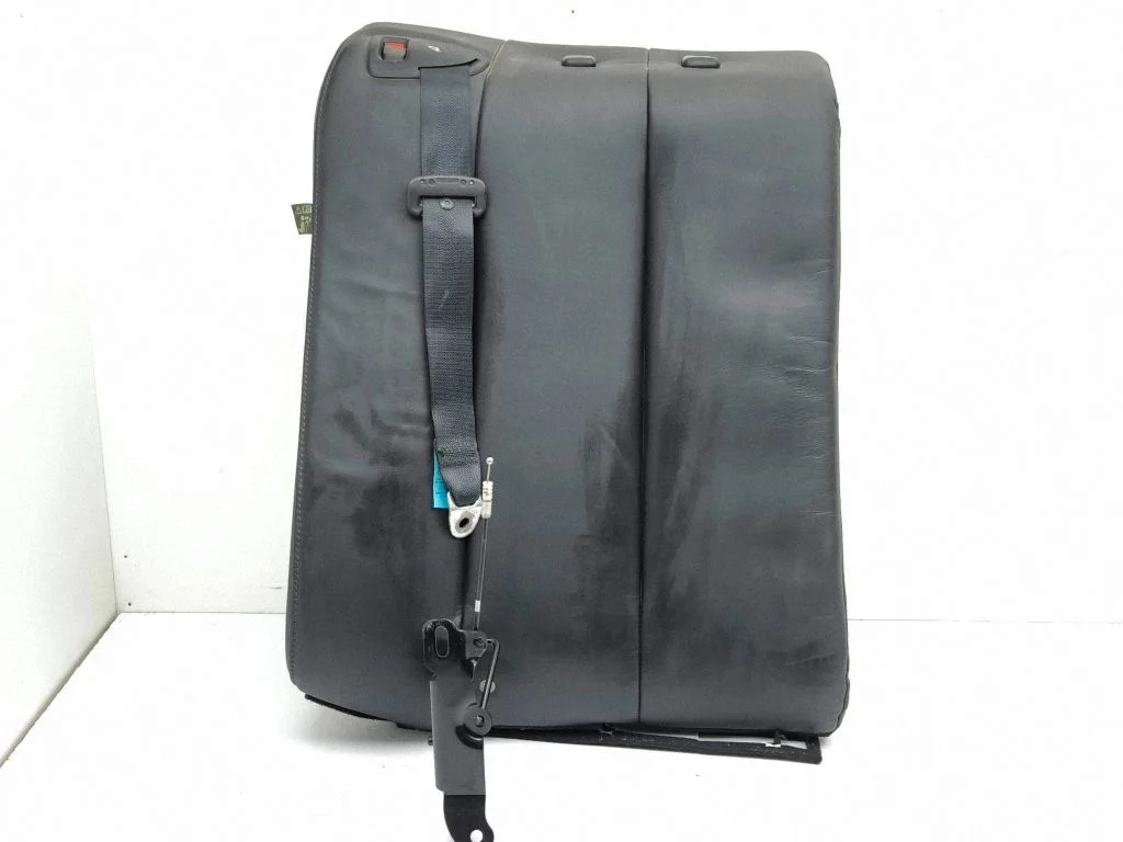 Rear seat – right