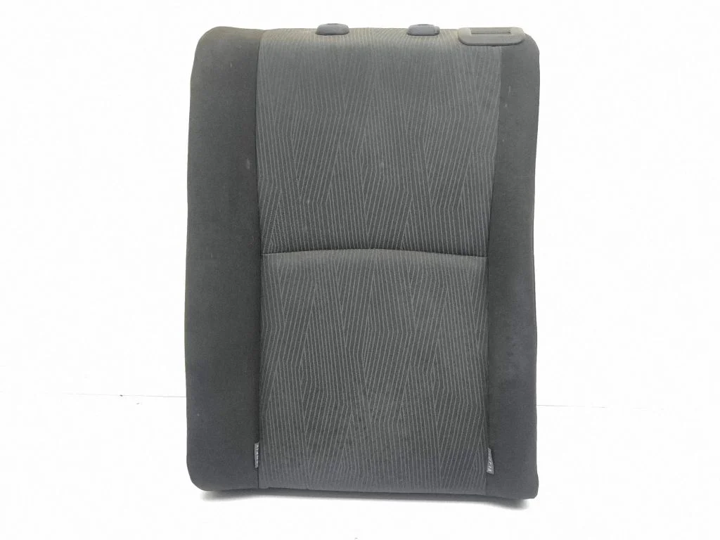Rear seat – left