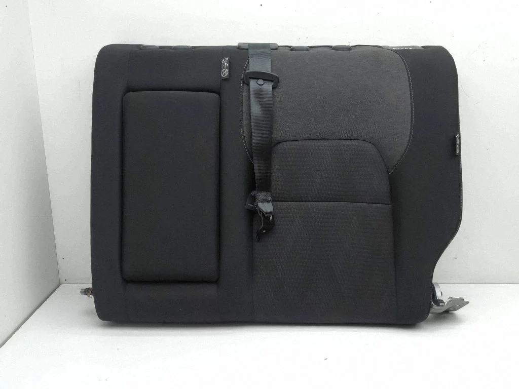 Rear seat – left