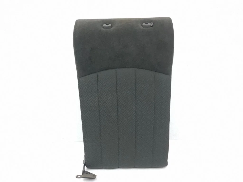 Rear seat – right
