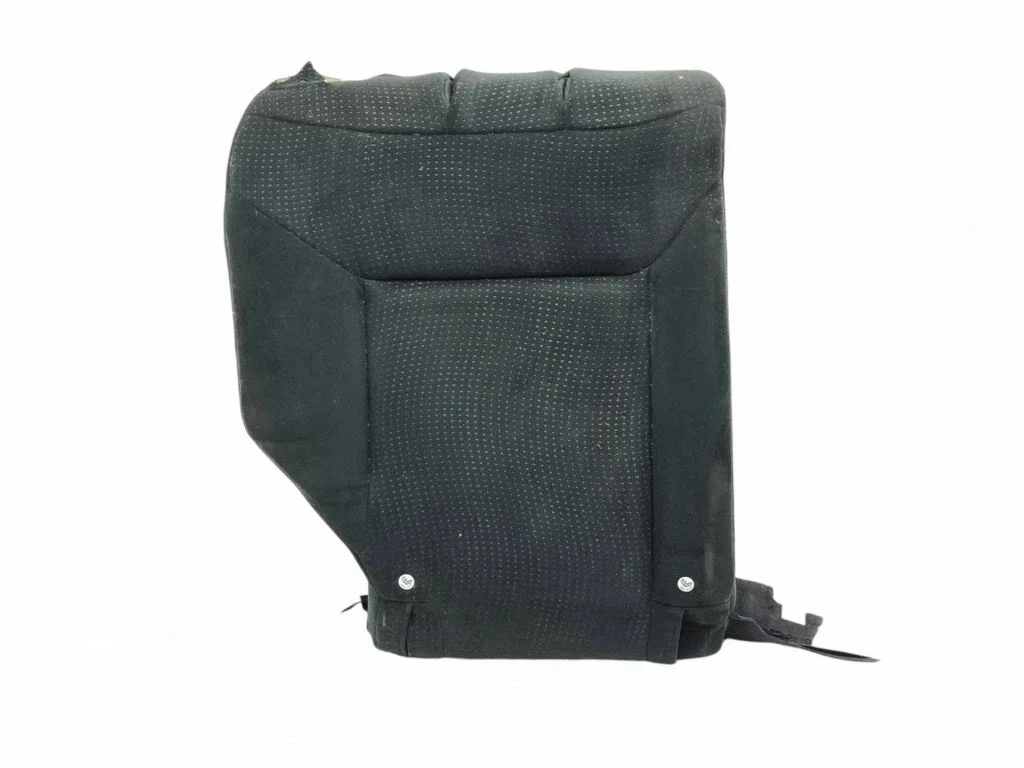 Rear seat – right