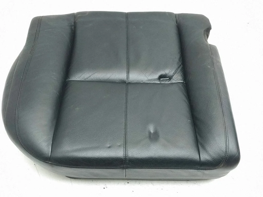 Rear seat – right