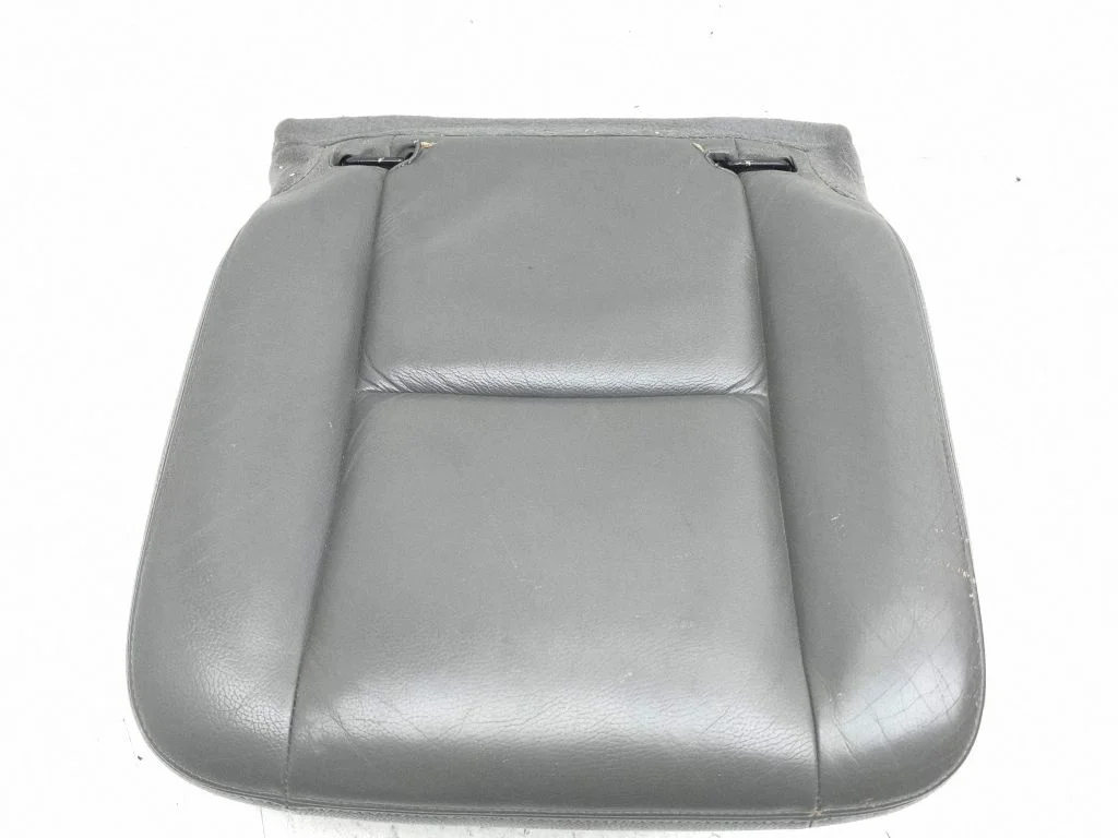 Rear seat – left