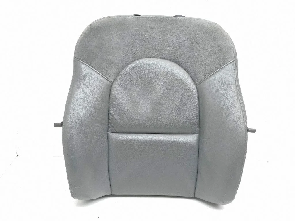 Rear seat – right
