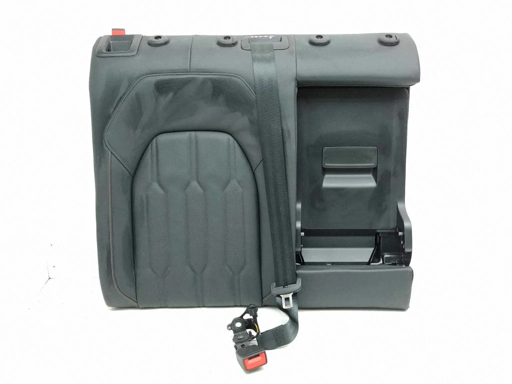 Rear seat – right