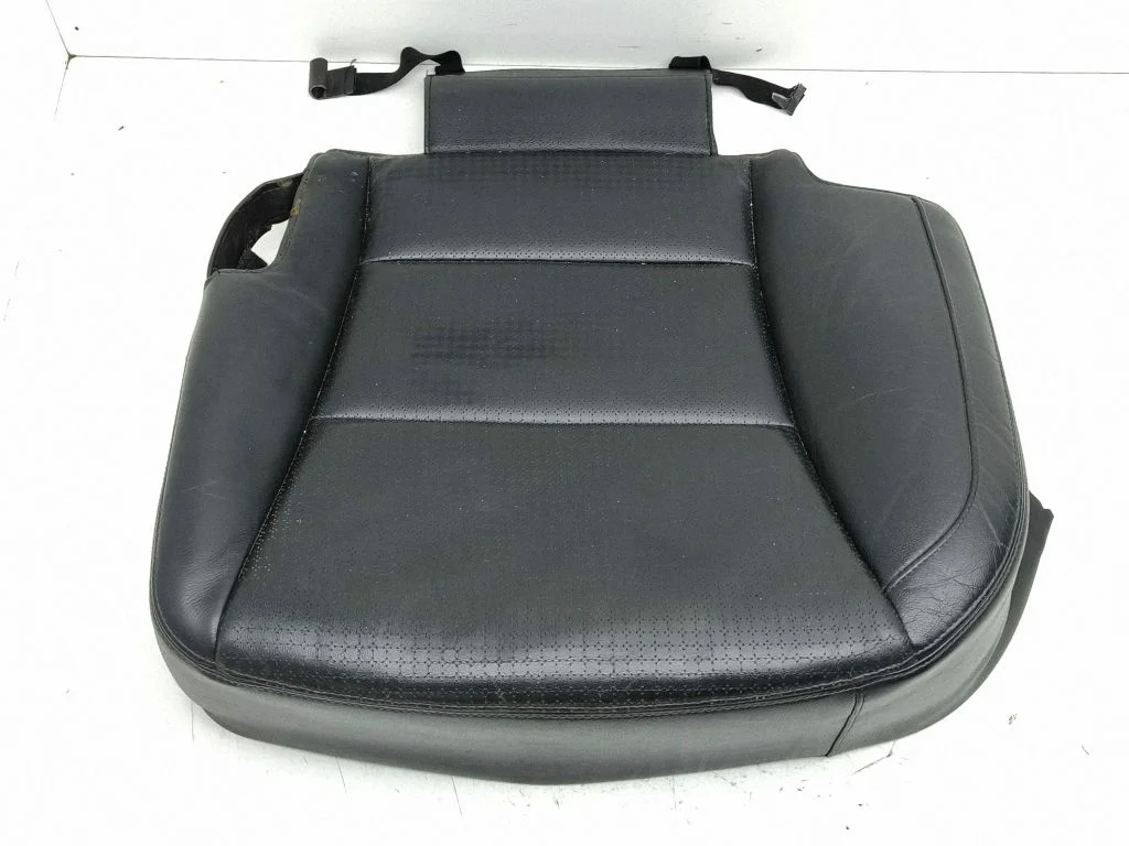 Rear seat – left