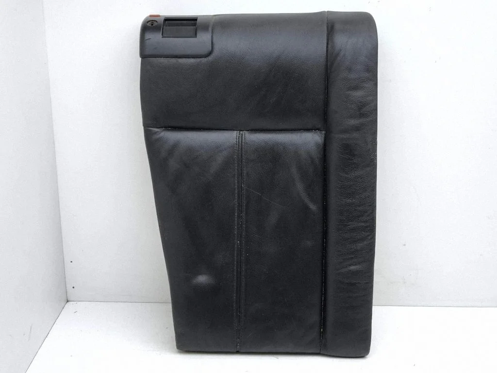 Rear seat – right
