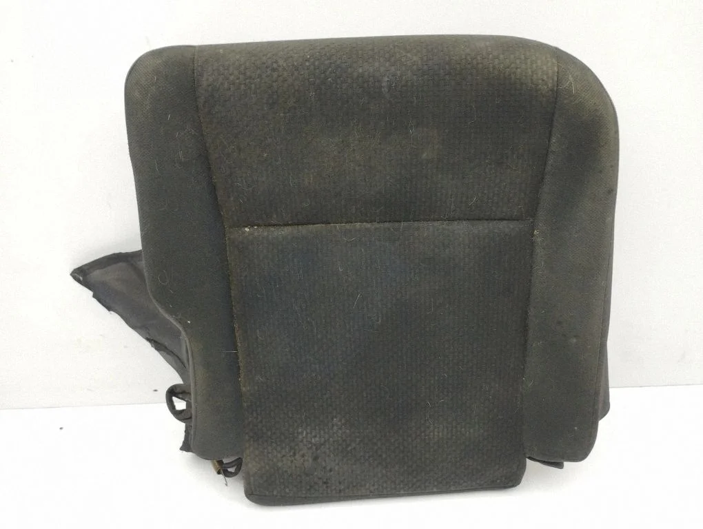 Rear seat – right