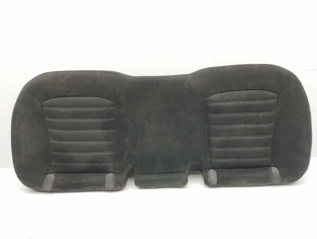 Rear seat