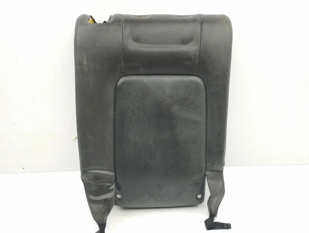 Rear seat – left