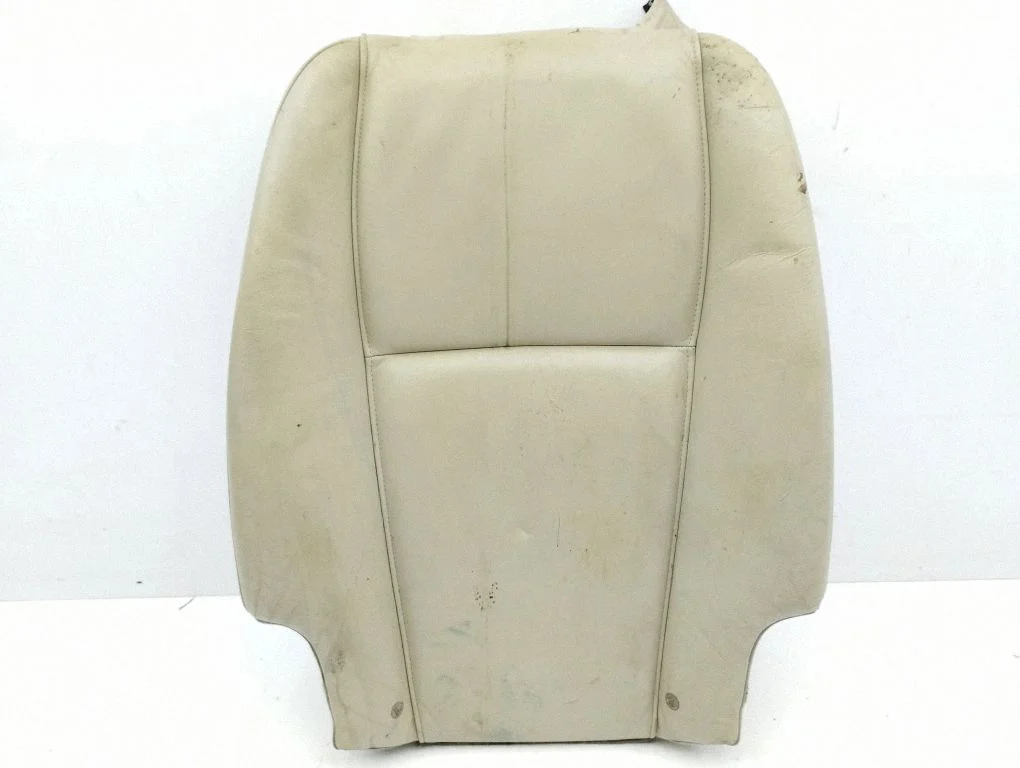 Rear seat – right