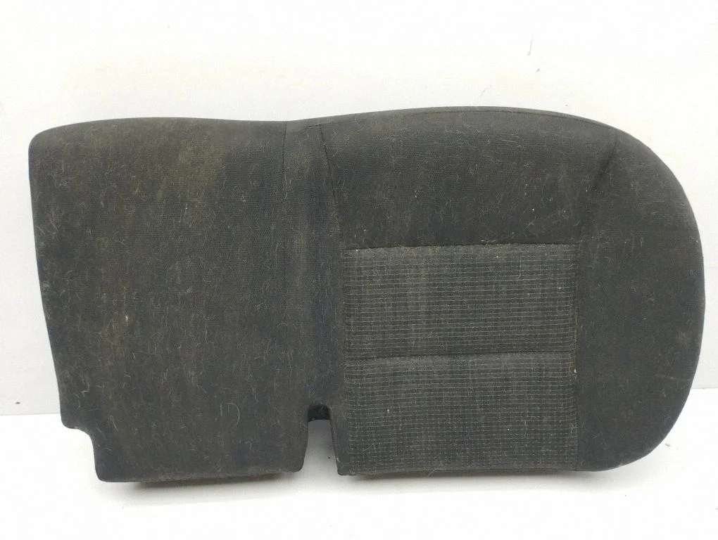 Rear seat – right