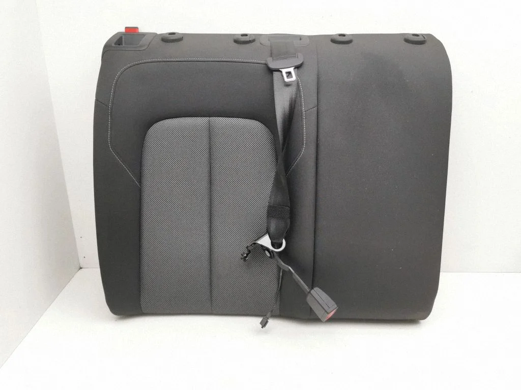 Rear seat – right