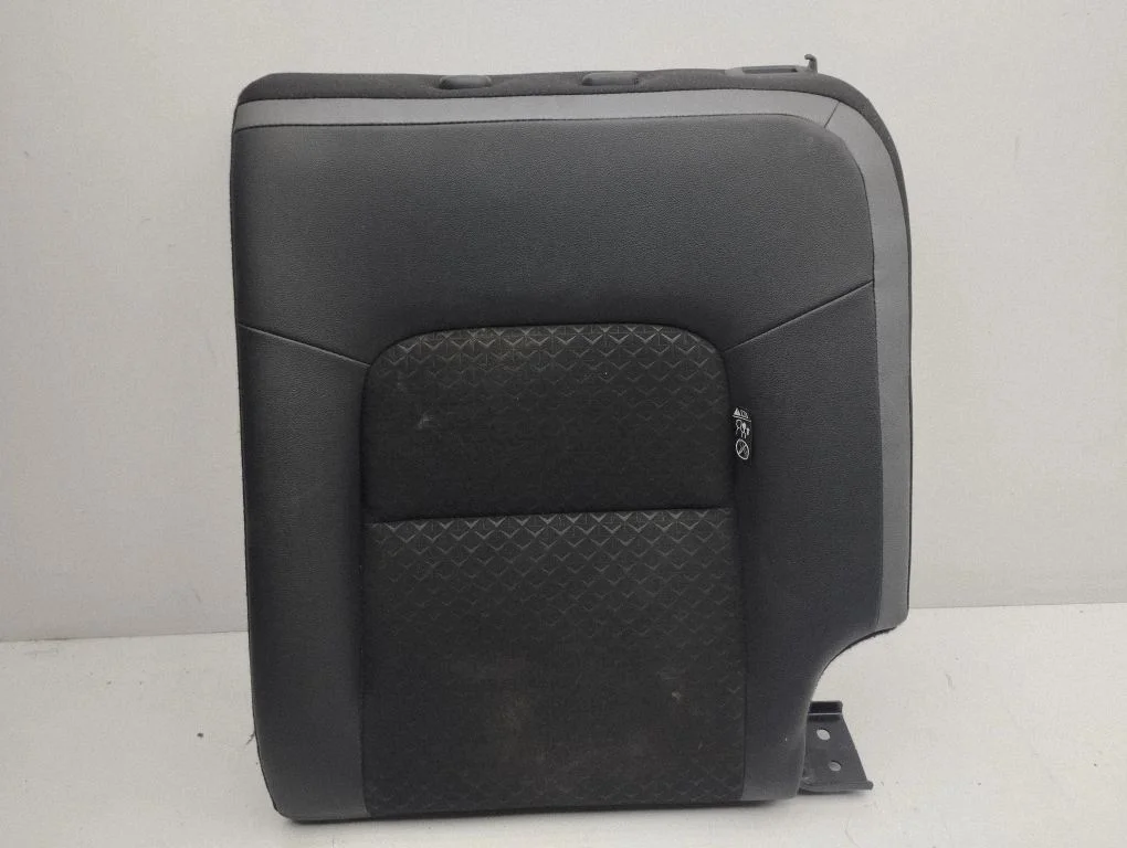 Rear seat – left