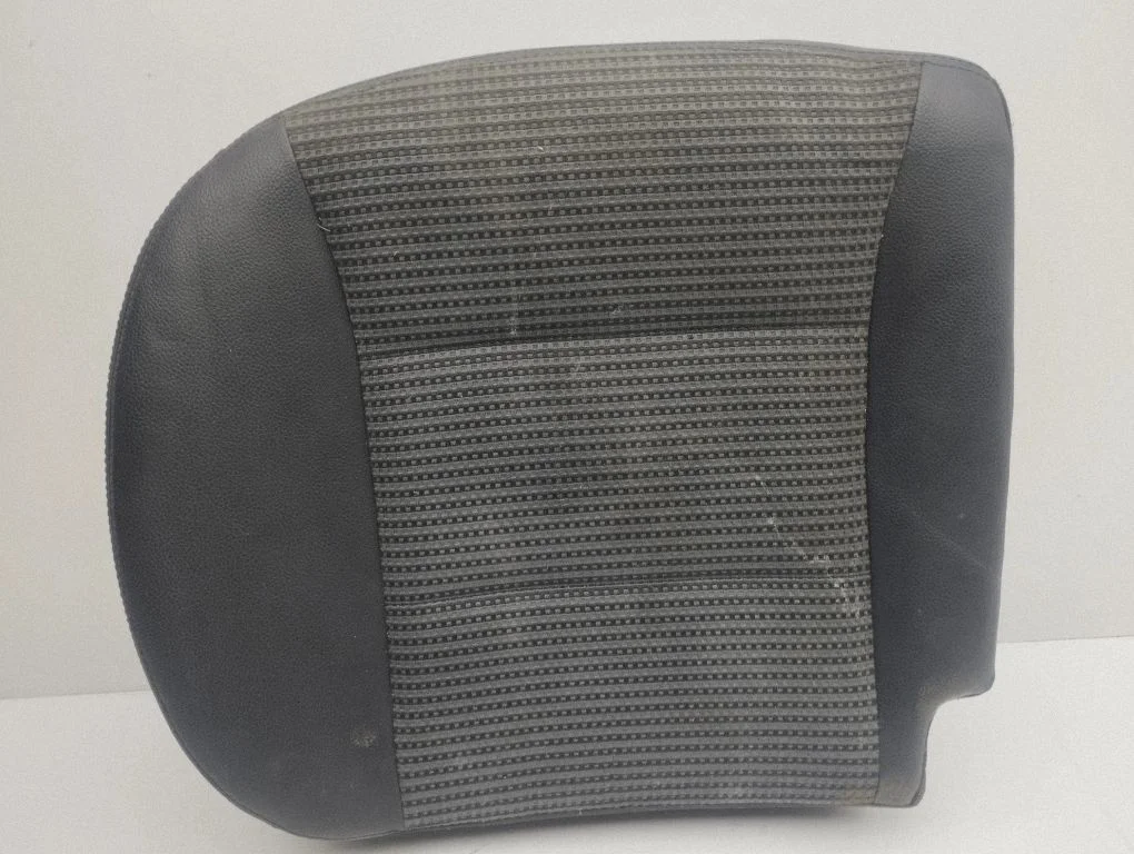 Rear seat – left