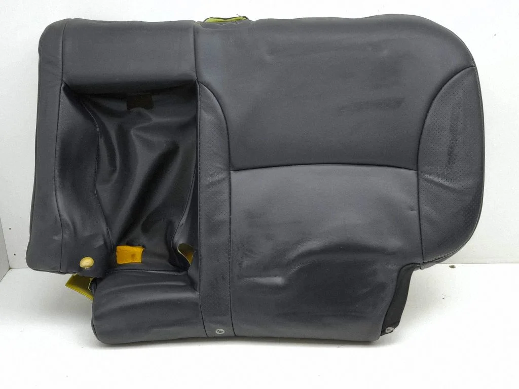 Rear seat – left