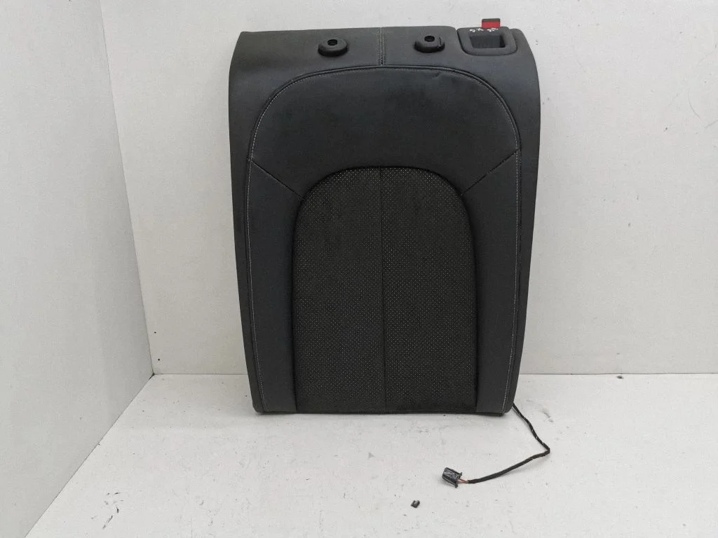 Rear seat – left