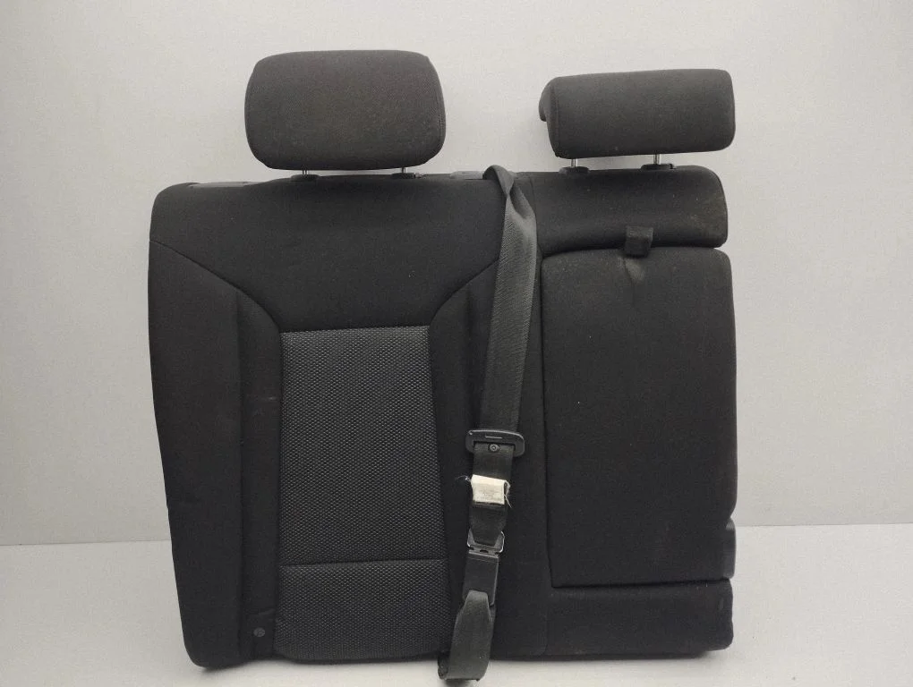 Rear seat – right