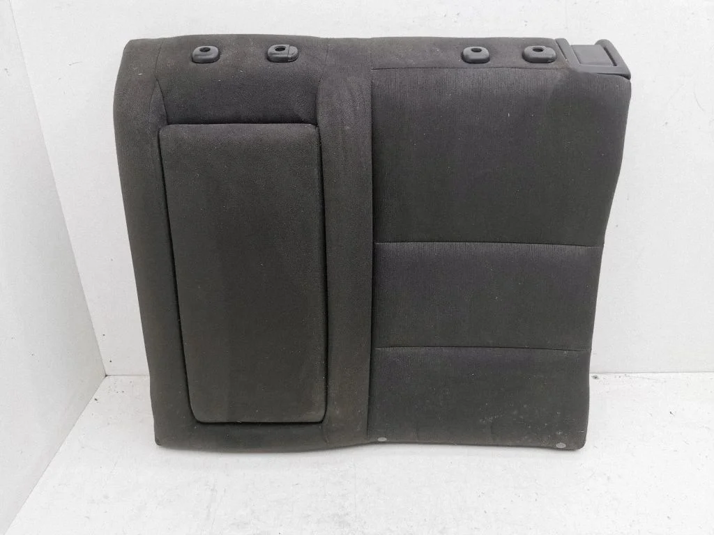 Rear seat – left