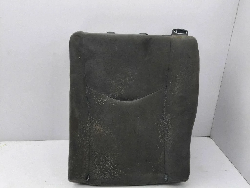 Rear seat – left