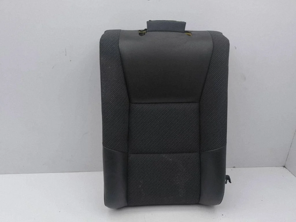 Rear seat – Volvo S60 (2001-2004)