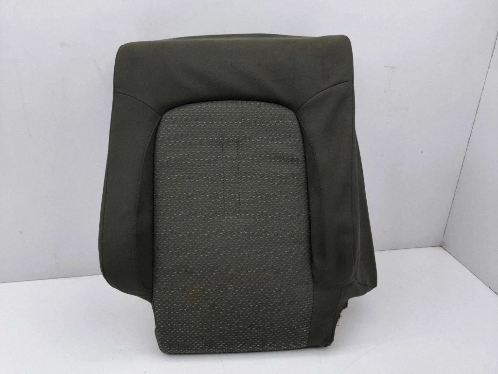Rear seat – right